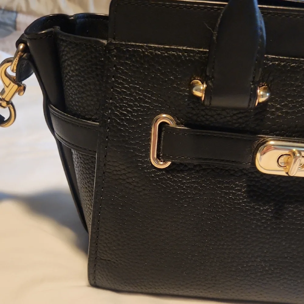 Black Leather Handbag - Picture 4 of 8